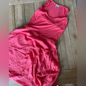 Converse women’s size small dress in great condition
